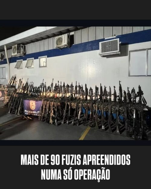 Maior operação da história do Rio apreende mais de 100 fuzis e deixa 64 mortos